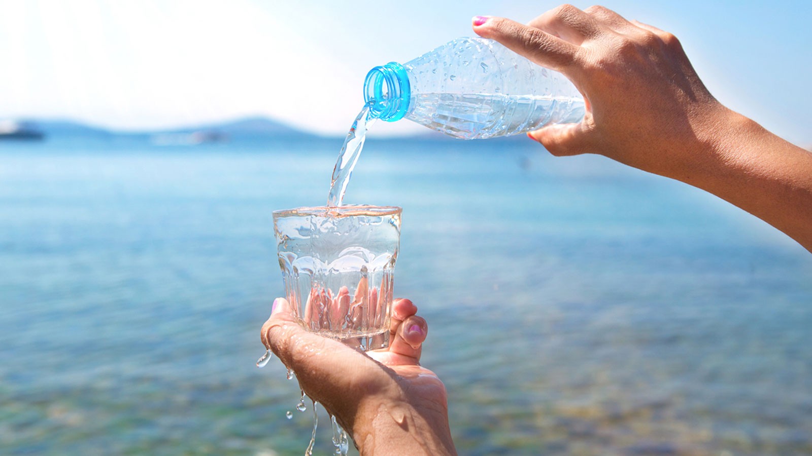 8 Health Benefits of Drinking Enough Water