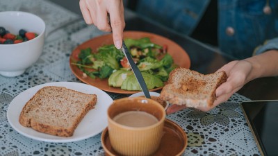 Best Diets of 2023, According to Dietitians