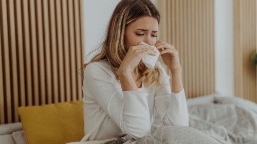 A Dietitian Recommends Eating These 10 Foods When You’re Sick
