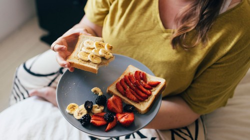 Feeling Hungry When Trying to Lose Weight? Avoid These 5 Mistakes