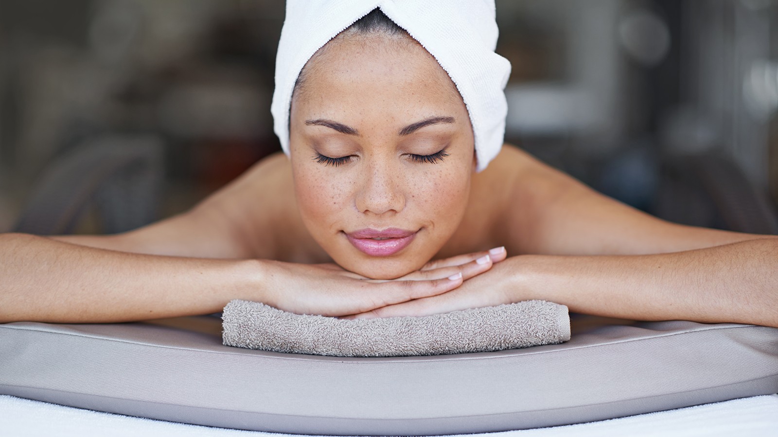 The 12 Best Natural and Proven Ways to Keep Your Skin Healthy The 12 Best Natural and Proven Ways to Keep Your Skin Healthy