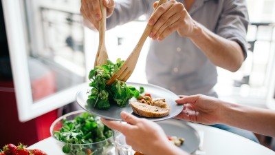 A Dietitian Explains Gluten Intolerance in Simple Terms