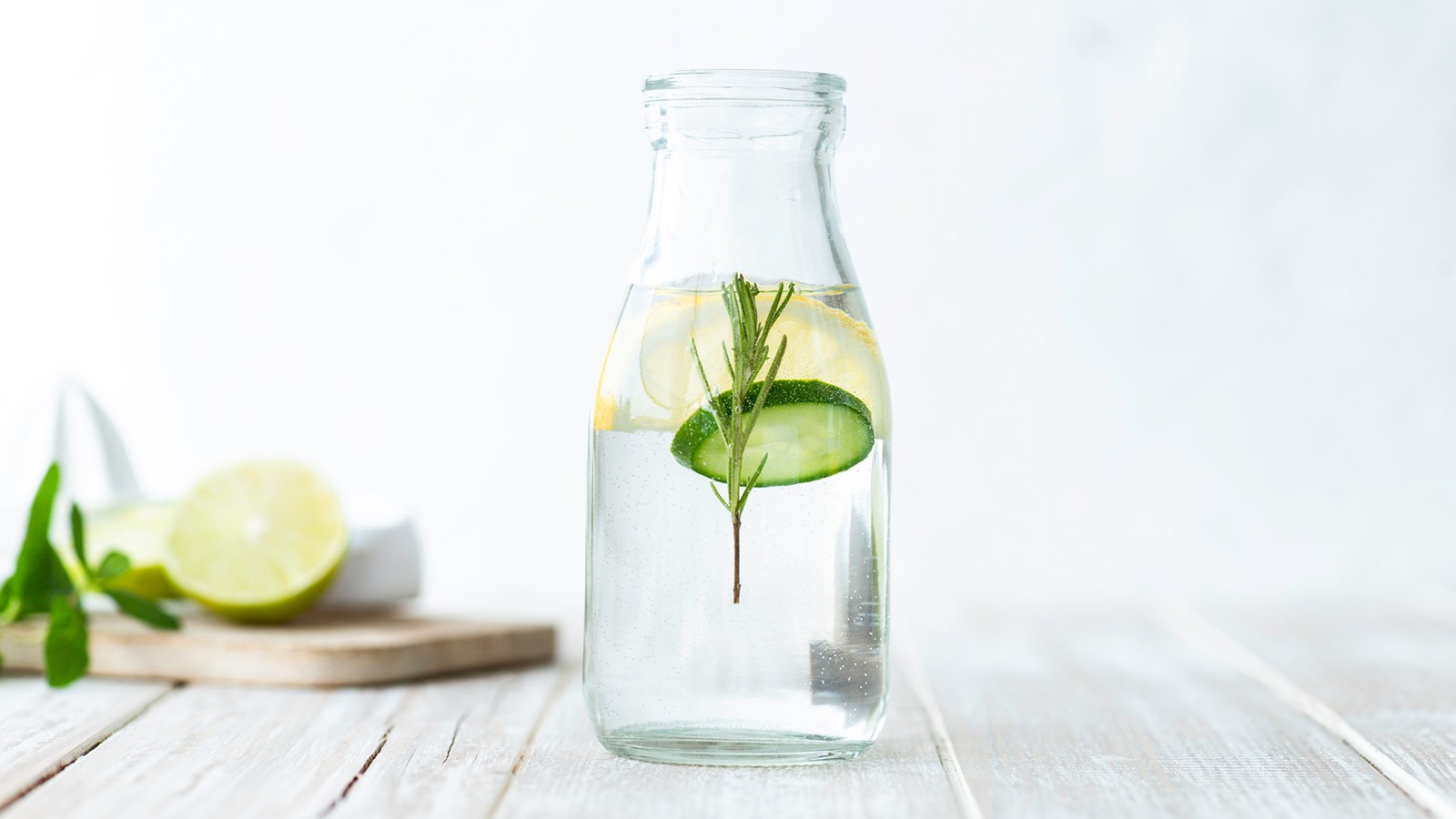 How to Detox Naturally in 9 Easy Steps How to Detox Naturally in 9 Easy Steps