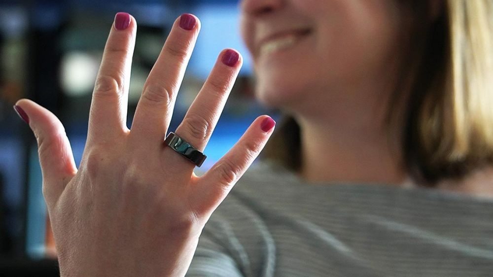 Oura Ring Review: Pros, Cons and Is It Worth It?