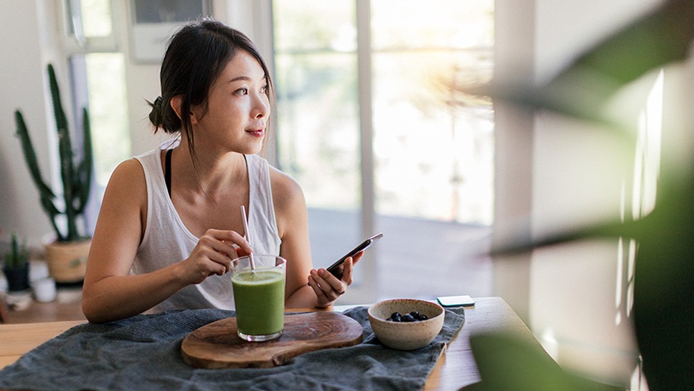 ZOE Personalized Nutrition Review: Pros, Cons, and How It Works